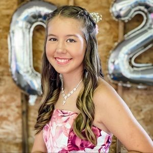 Meet your Posher, Reese